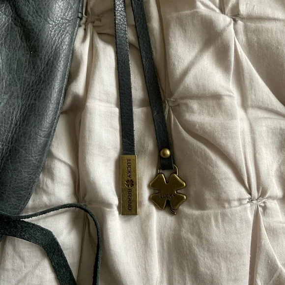 Lucky Brand saddle leather crossbody bag - Picture 11 of 12